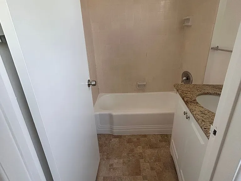 2155 La Canada Crest Dr — Photo 9