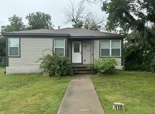 415 N Doak St, Taylor, TX 76574