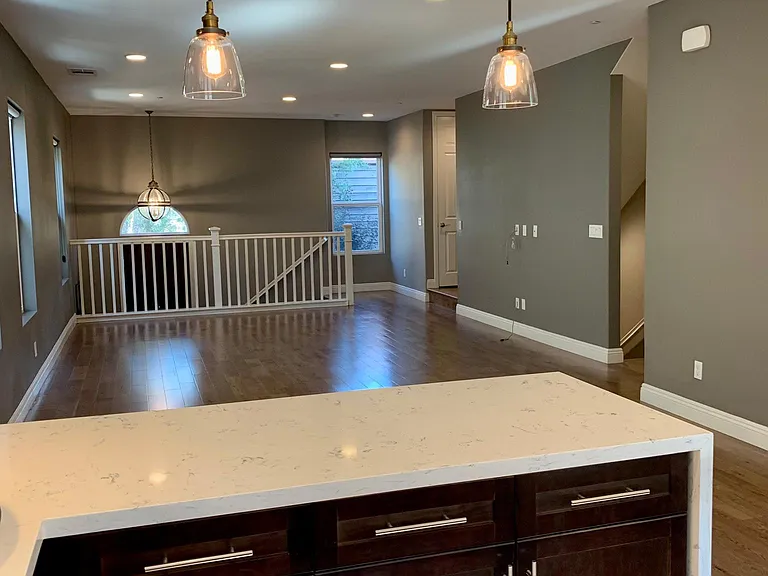 656 W Huntington Dr #B-1 — Photo 6