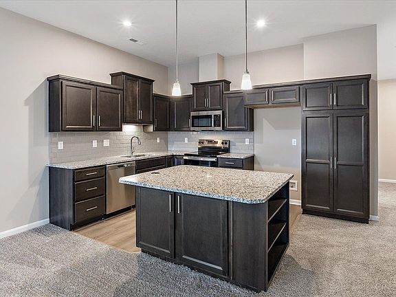 3rd image of 541 Tradition Rdg #81302