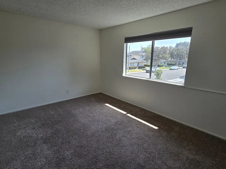 2647 Spinnaker Ave — Photo 10
