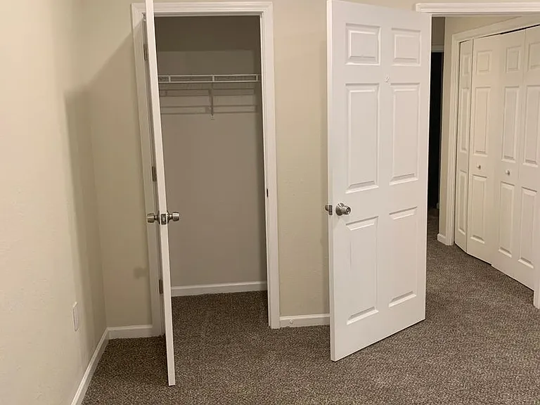 119 Swaying Pine Ct — Photo 11