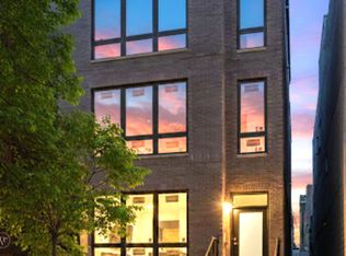 867 N Marshfield Ave #2, Chicago, IL 60622