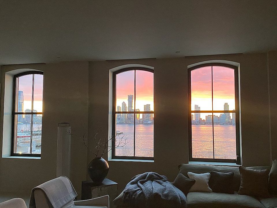 1st image of 250 West St APT 4B