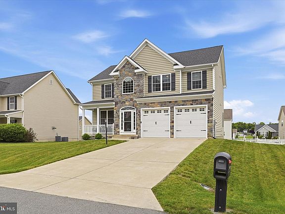 3rd image of 691 Webber Springs Dr