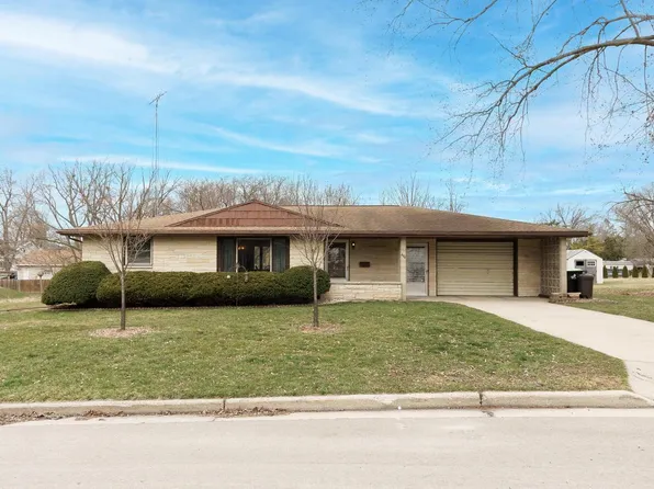 444 Willow CIRCLE, Mayville, WI 53050