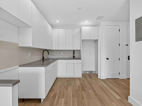 2nd image of 173 Tompkins Ave #3F