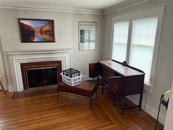 5th image of 254 N Highland Ave