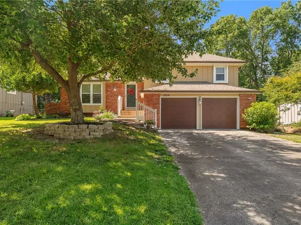 12919 W 100th St, Lenexa, KS 66215