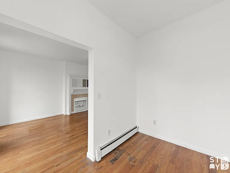 912 Putnam Ave #3 — Photo 10