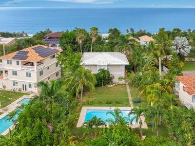 10 Colina Linda, Rincon, PR, 00677