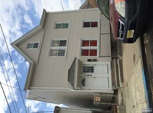 362-364 E 21st St, Paterson, NJ