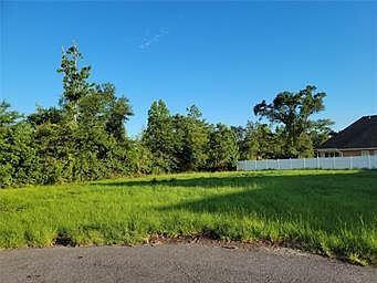 3rd image of W Eagles Nest Dr