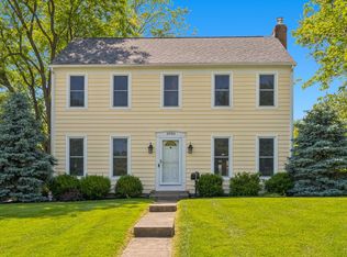 3985 Glenda Pl, Upper Arlington, OH 43220