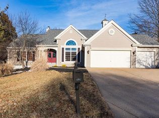 408 Bluff Meadow Ct, Ballwin, MO 63021