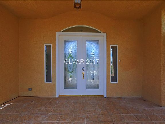 3rd image of 4647 Clay Peak Dr