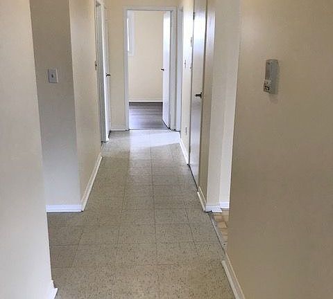 5th image of 520 Bloor St E #3