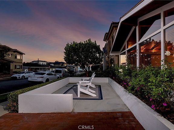 4th image of 221 Larkspur Ave