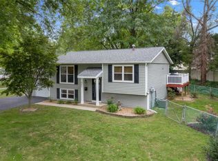 902 Juniper Dr, O'Fallon, IL 62269