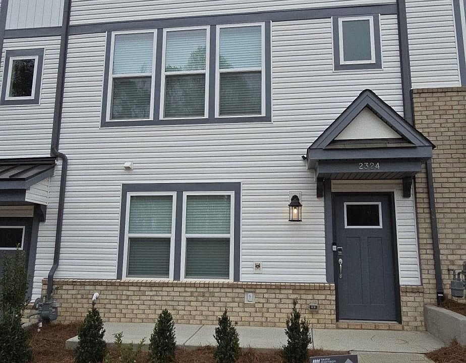 1st image of 2324 Donnelly Hills Ln