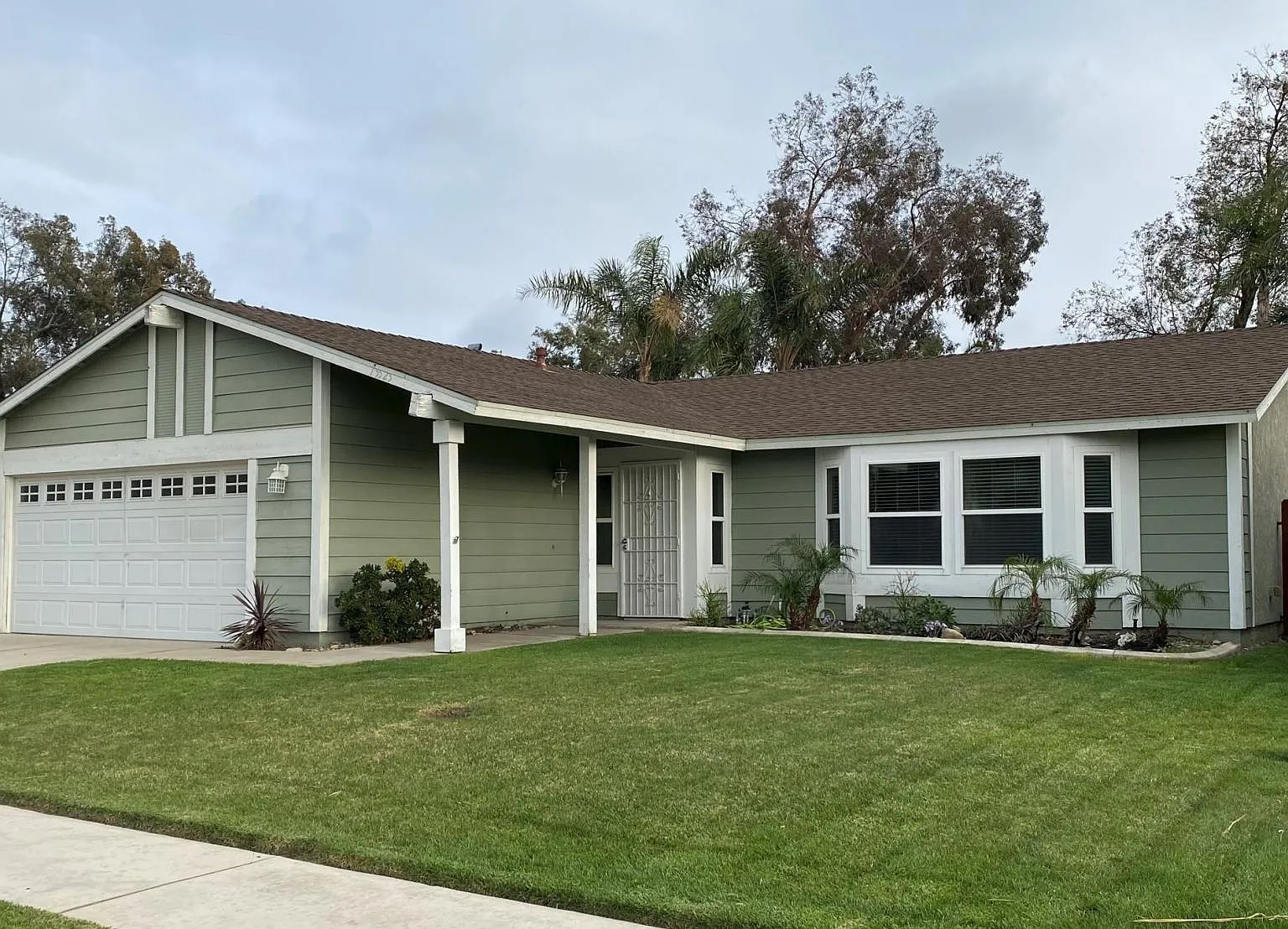 15525 Ramona Ave — Photo 1