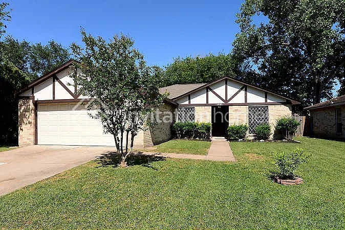 10107 Limewood Ln