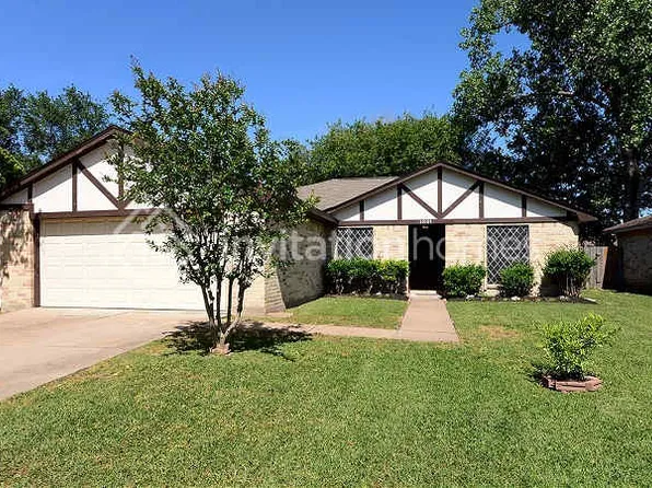 10107 Limewood Ln, Sugar Land, TX 77498