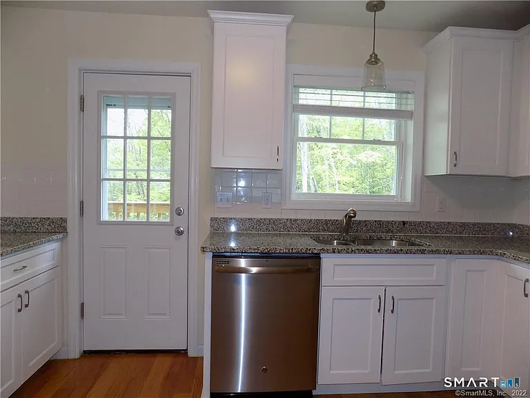 6 Barnum Ct #6 — Photo 23