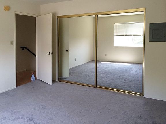 5th image of 2400 Walnut Ave APT 9