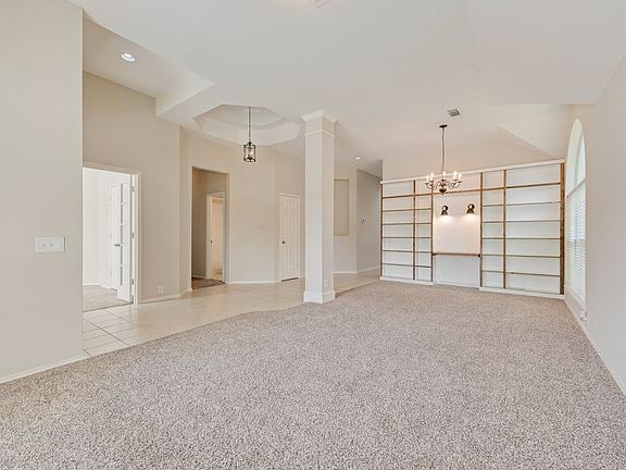 5th image of 1385 San Rafael Dr