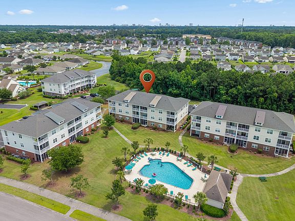 2nd image of 600 Heathrow Dr. #1087