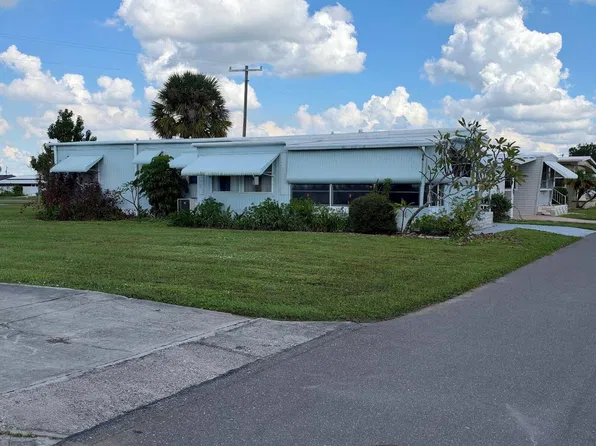 26 Kingsport Ave, Palmetto, FL 34221
