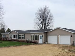 1961 N Evergreen Rd, Polo, IL 61064