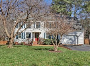 10416 Kings Grant Dr, Henrico, VA 23233