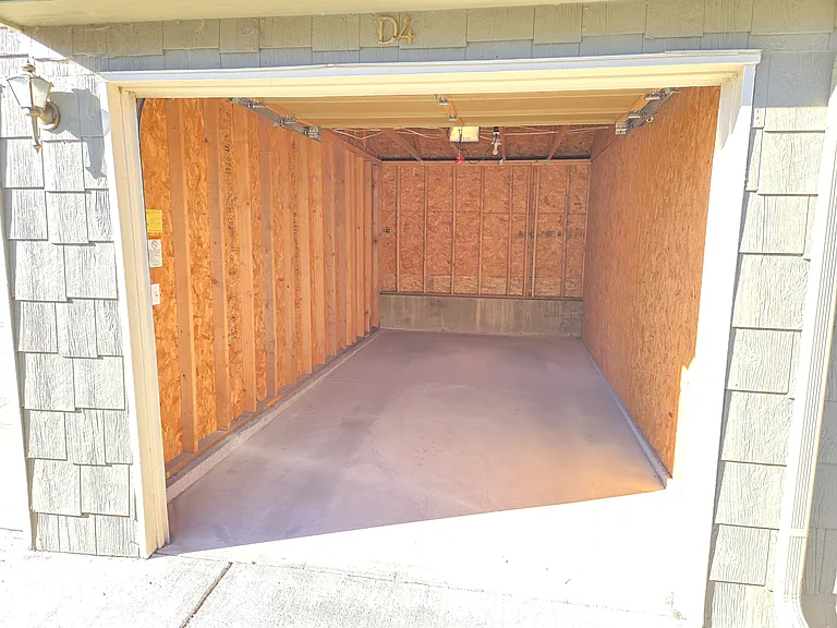 5225 White Willow Dr #M100 — Photo 14