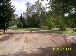 165 Agape Ct, Roseburg, OR 97471