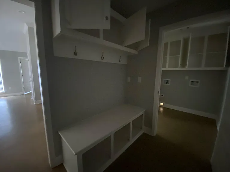 972 Filmore Dr — Photo 12