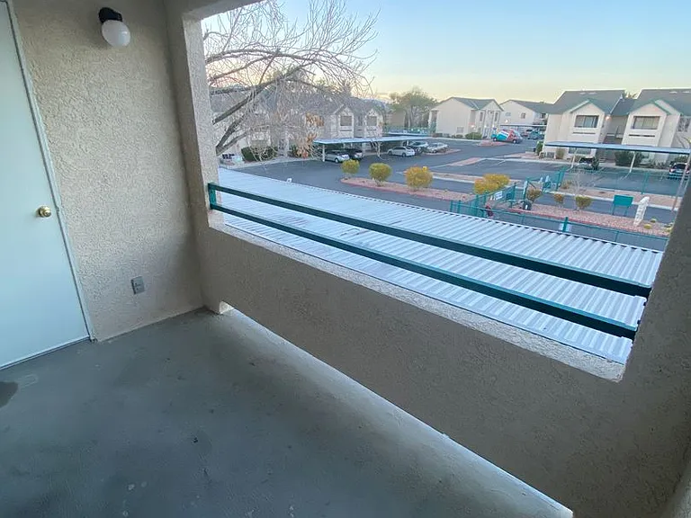 5271 Lindell Rd #202 — Photo 15