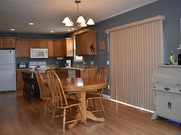 5th image of 7239 Pine Valley Dr