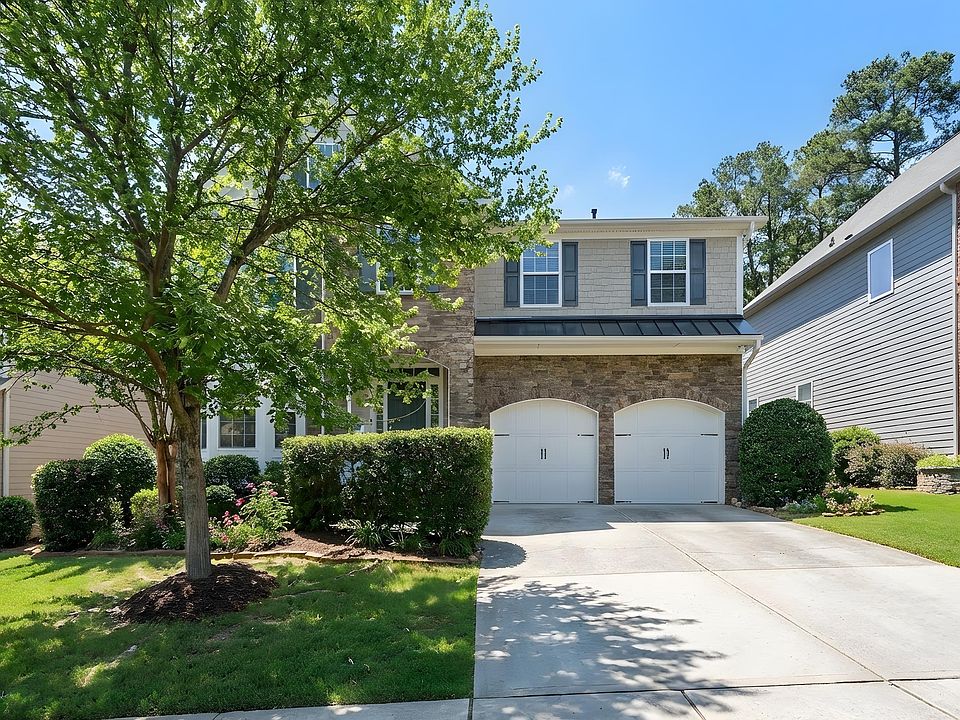 1st image of 917 Bentbury Way