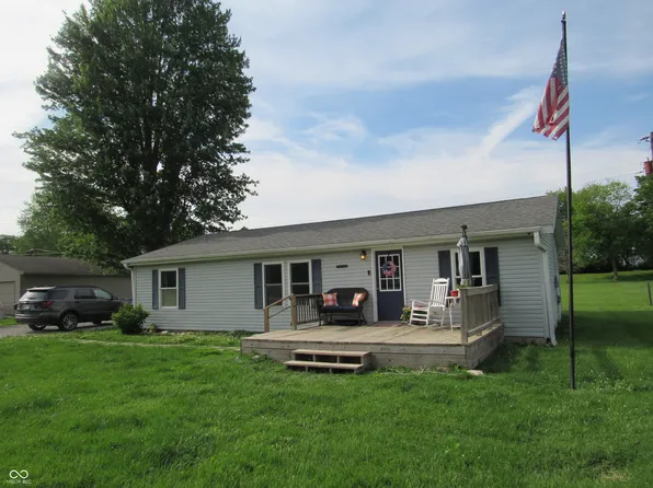 209 E Wabash St, Wingate, IN 47994