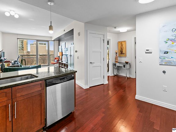 5th image of 220 S 31st Ave APT 3203