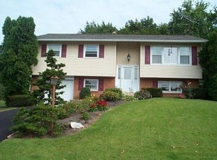 421 Candlewyck Rd, Lancaster, PA 17601