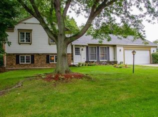 52318 Tallyho Dr N, South Bend, IN 46635