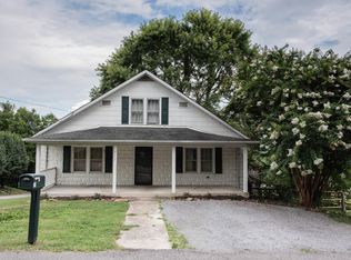 711 McAdoo St, Clinton, TN 37716