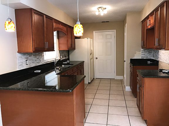 4th image of 107 San Blas Ave