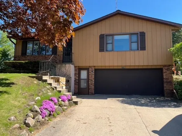 2008 Ridgeway Road, Monroe, WI 53566