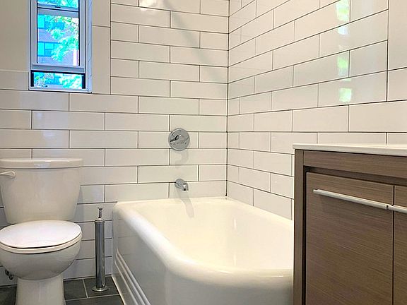 5th image of 43 Greenwich Ave APT 5
