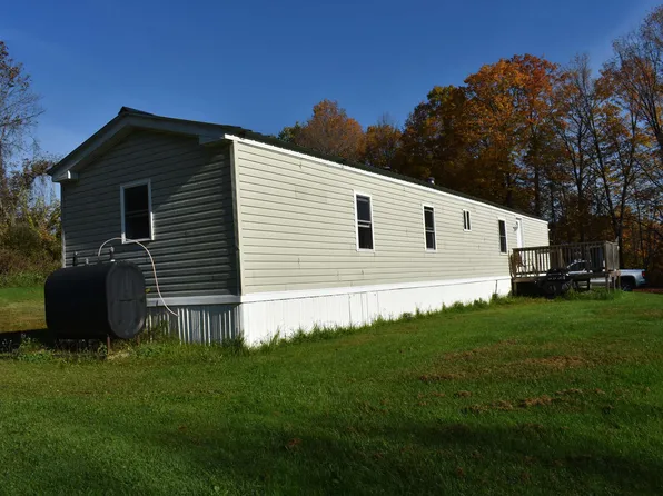 515 Lake Region Road, Orleans, VT 05860