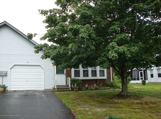5B Brockton Ct #64, Whiting, NJ 08759